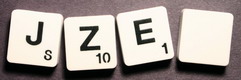 SCRABBLE tile style M01B : White tile with black letter