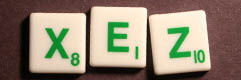 SCRABBLE tile style S01G : White tile with green letter